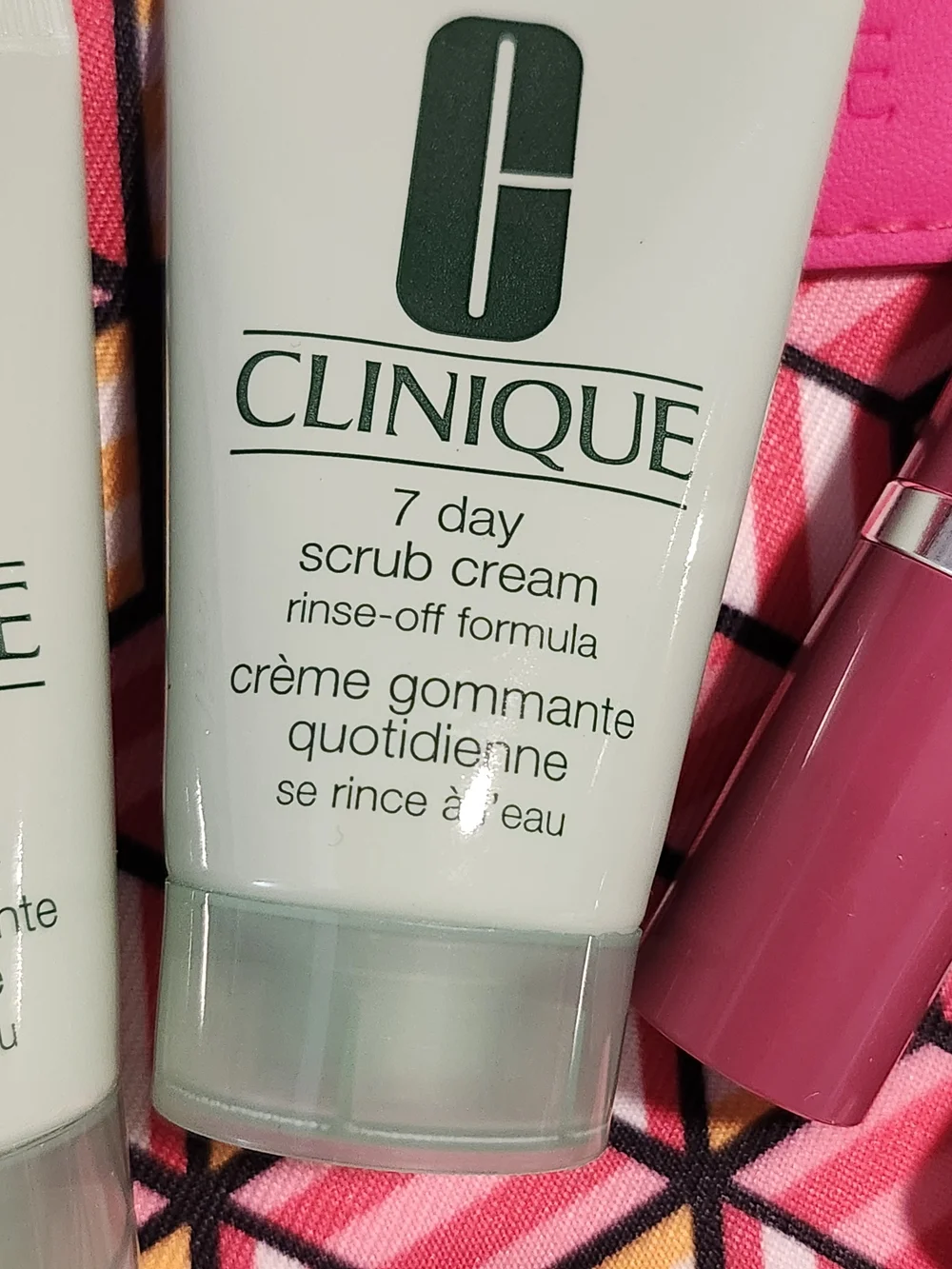 Clinique Skincare & Makeup Kit in Pink